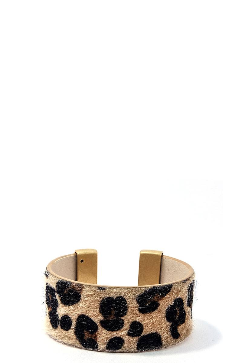 Chic Leopard Fur Fashion Bangle